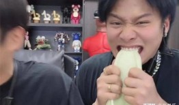 胖子爆料小杨哥视频播放,小杨哥视频播放背后的惊人真相